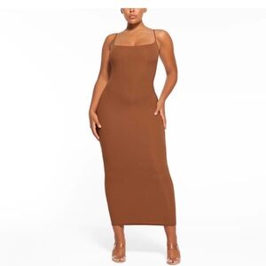 NWOT skims fits everybody Elegant bronze gold Women's Dress